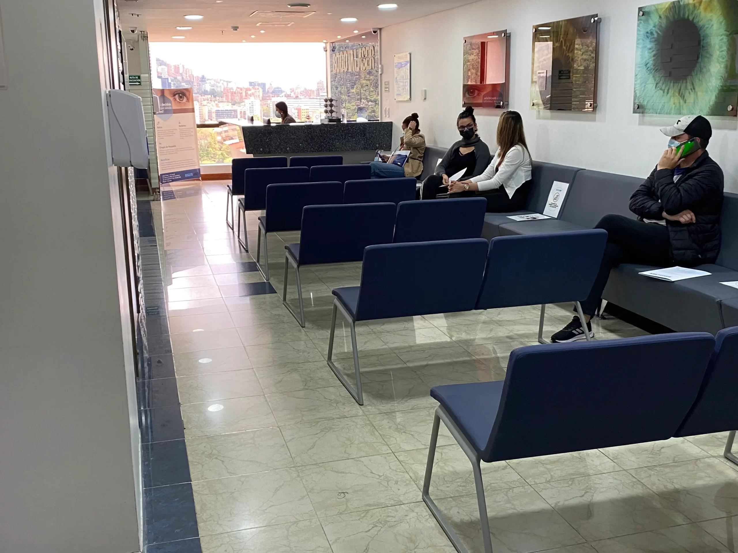 Sala espera piso 14 2