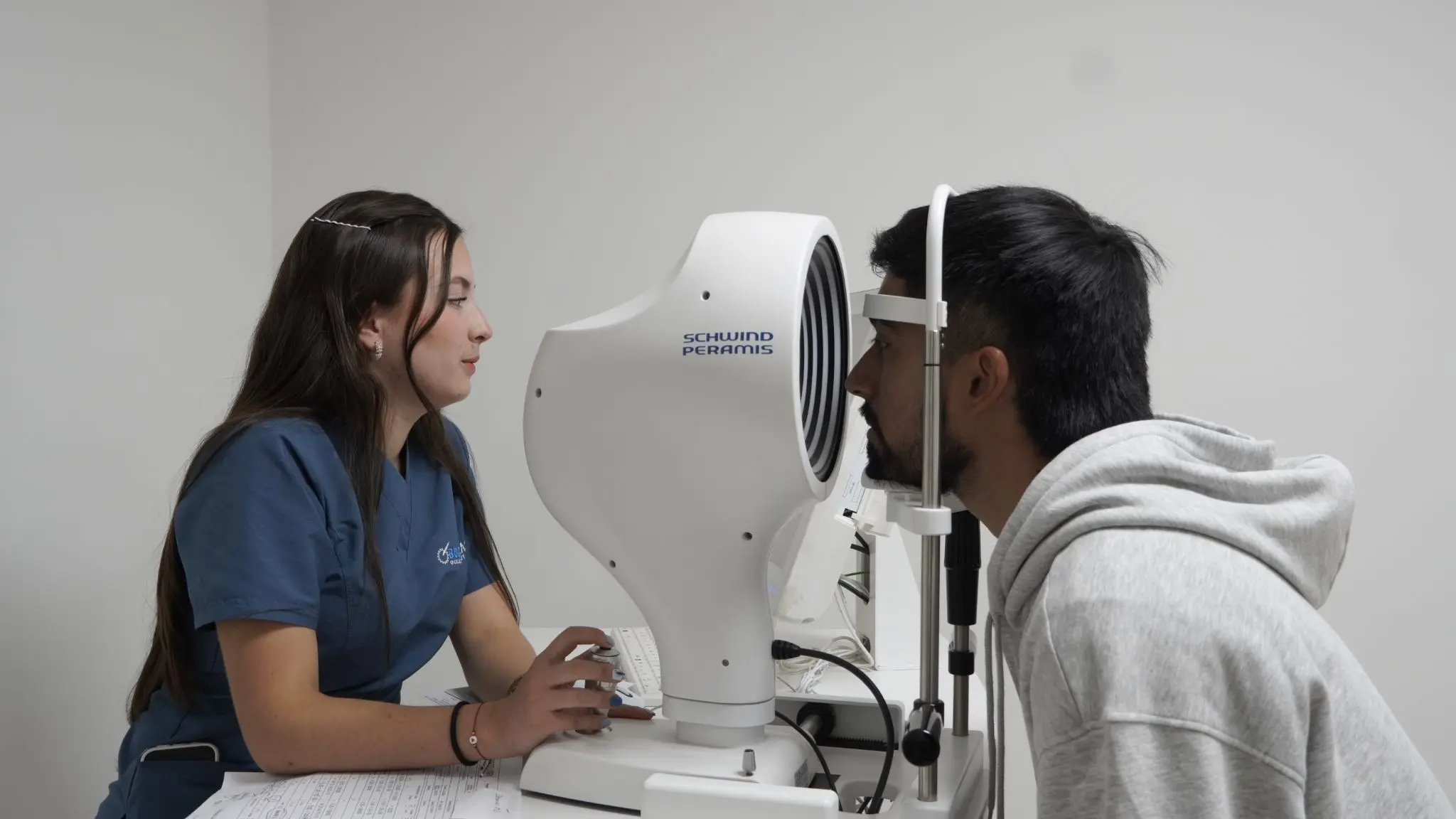 Atención visual: prestador de salud convencional vs. Bogota Laser 