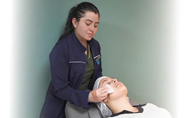 Spa de ojos y limpieza palpebral