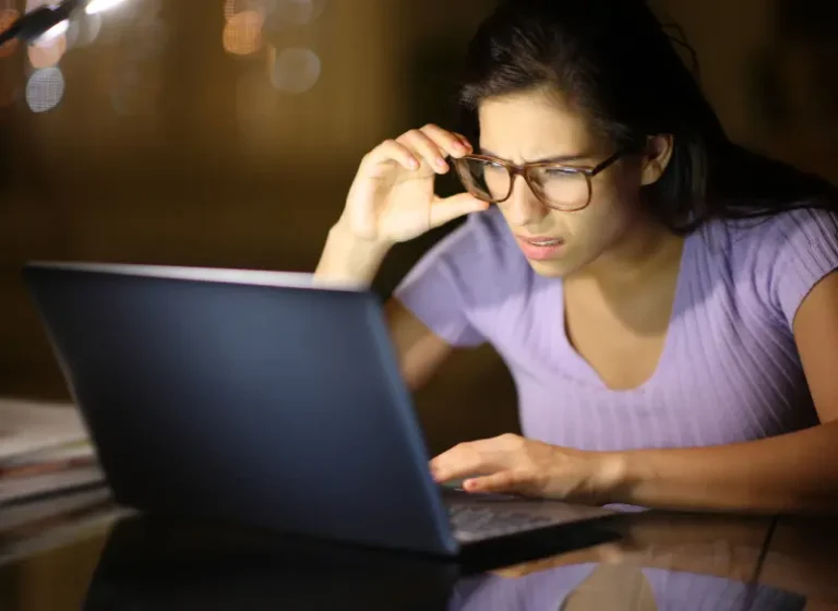 ¿Cómo protegerte frente al daño que causan los dispositivos tecnológicos?