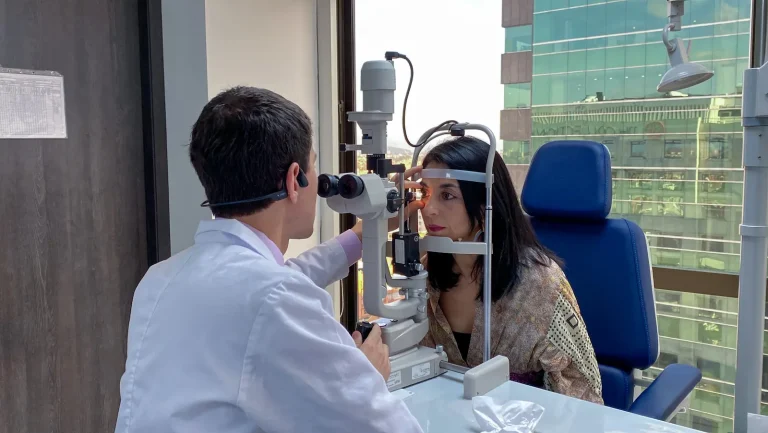 La ruta hacia una visión clara: preparación y cuidados quirúrgicos