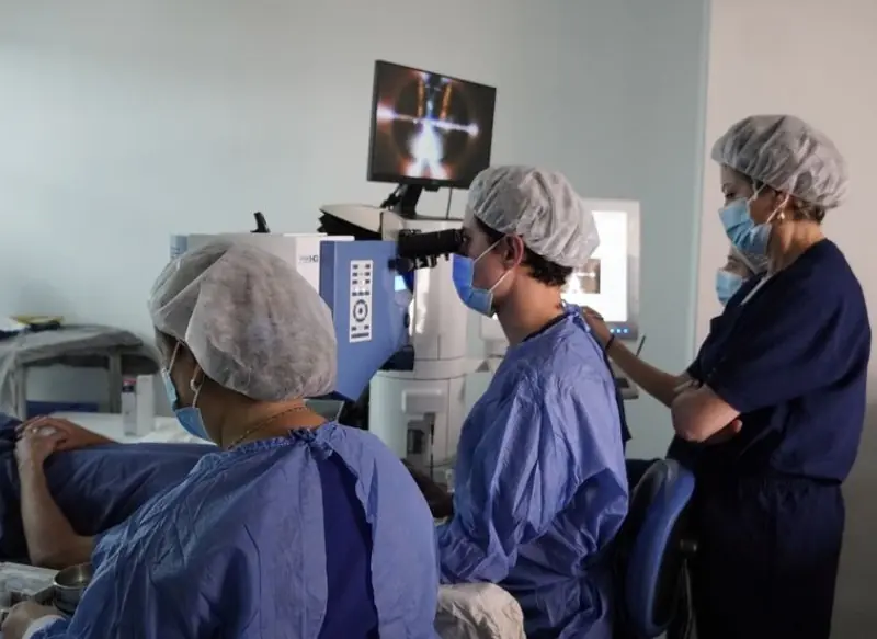 Beneficios de la cirugía ocular en el rendimiento físico